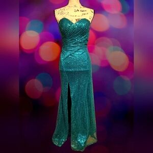 Aspeed Elegant Teal Strapless Gown